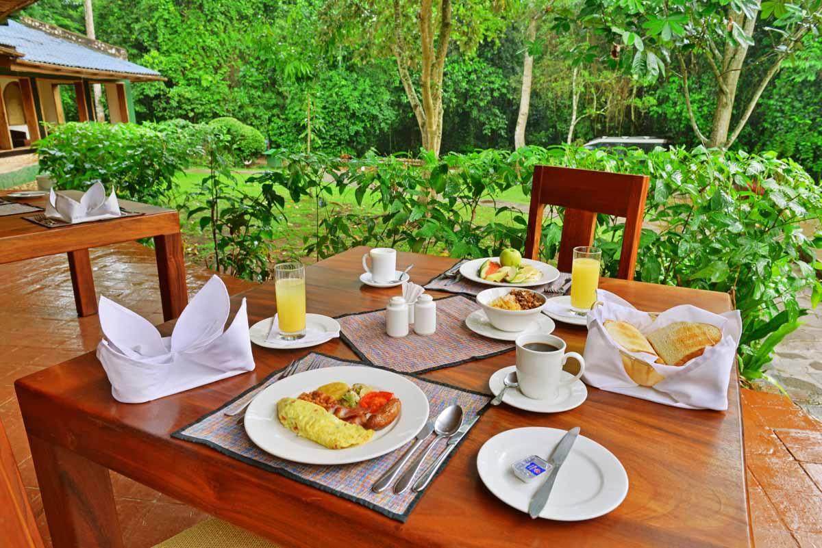 Primate Lodge Kibale Kampala Exterior foto