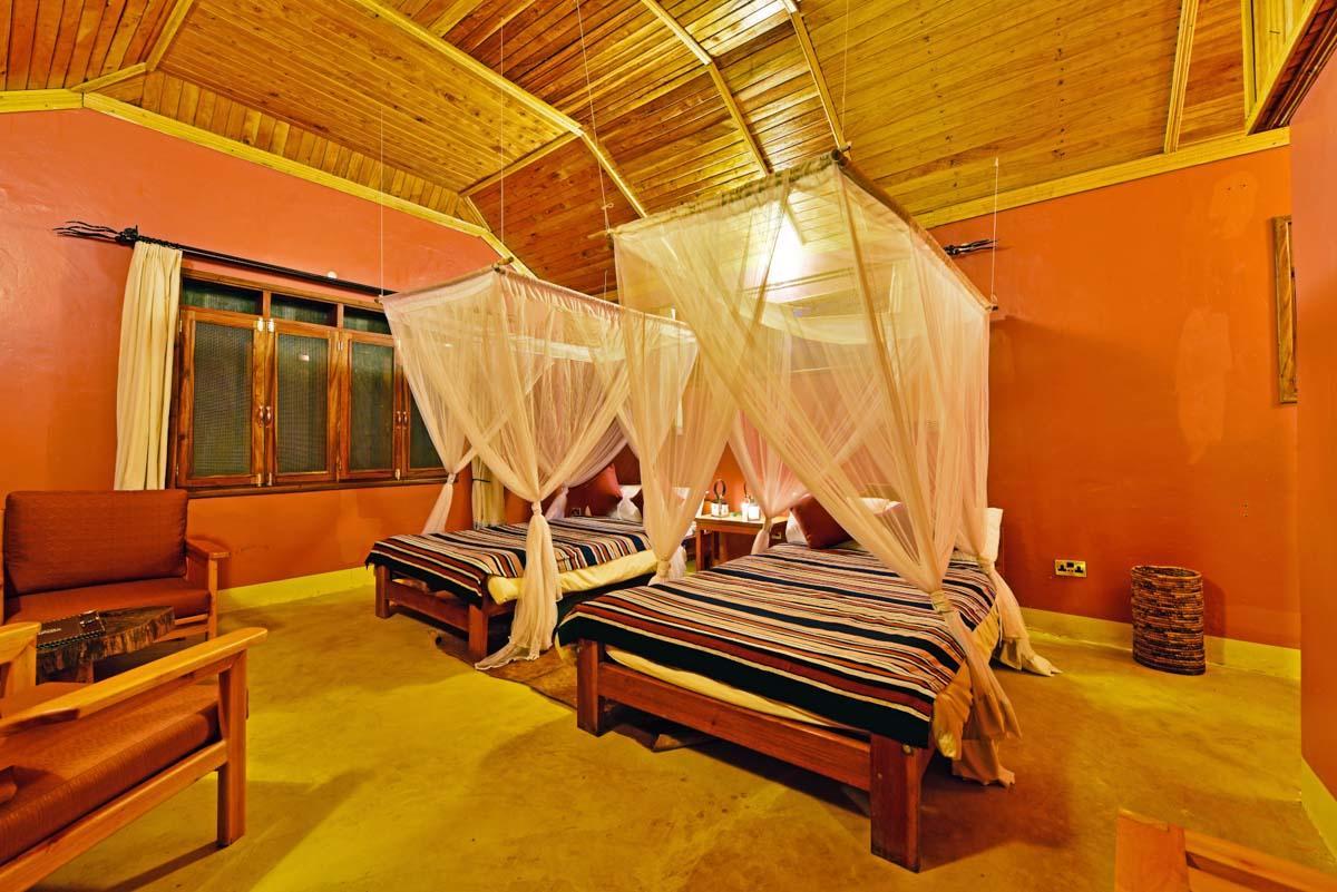 Primate Lodge Kibale Kampala Exterior foto